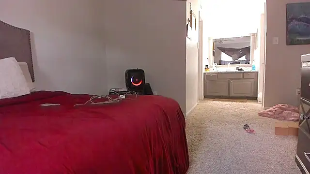 yiauana online show from 02/25/26, 10:42