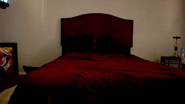 yiauana online show from 10/25/25, 11:09