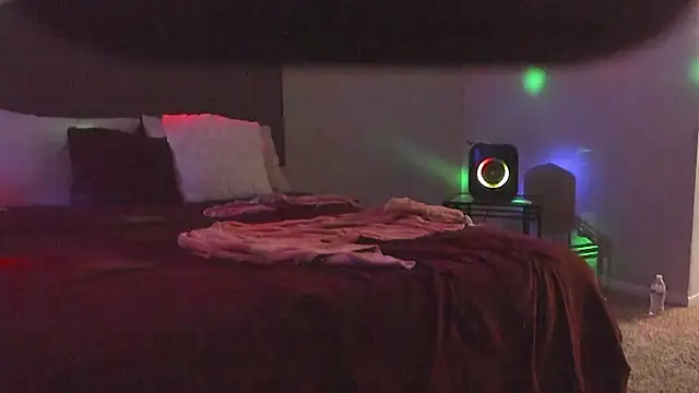 yiauana online show from 02/24/26, 12:44