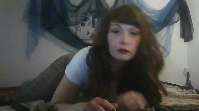 Snapshot of HeyyImHarlowe chatting on 02/15/25, 10:31 HeyyImHarlowe online show from 02/15/25, 10:31