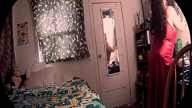 Snapshot of HeyyImHarlowe chatting on 02/14/26, 02:28 HeyyImHarlowe online show from 02/14/26, 02:28