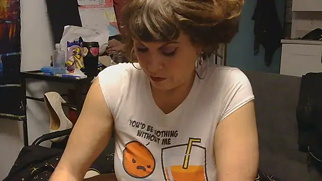 Snapshot of HeyyImHarlowe chatting on 02/02/25, 09:29 HeyyImHarlowe online show from 02/02/25, 09:29