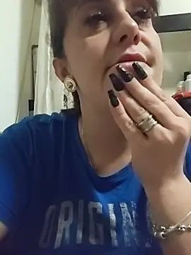 AvaLloyd online show from 11/16/25, 04:39