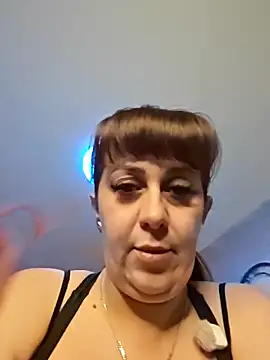 AvaLloyd online show from 01/08/26, 03:34