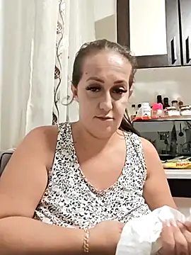 AvaLloyd online show from 09/25/25, 02:50