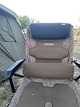 AvaLloyd online show from 09/20/25, 05:56