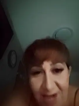 AvaLloyd online show from 10/25/25, 03:01