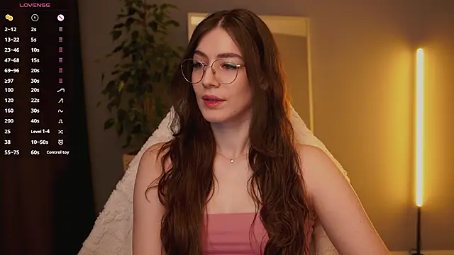 Snapshot of Ester_Hill chatting on 12/01/25, 01:50 Ester Hill online show from 12/01/25, 01:50