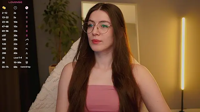 Ester Hill online show from 02/19/26, 02:52