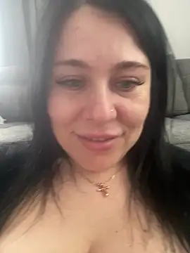 Snapshot of CuteNata chatting on 03/17/25, 11:31 CuteNata online show from 03/17/25, 11:31