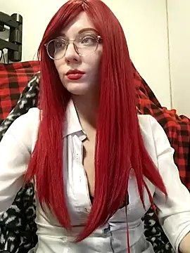 Snapshot of ElliMoor chatting on 03/05/25, 12:33 ElliMoor online show from 03/05/25, 12:33