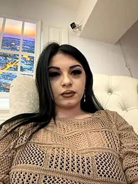 Snapshot of EmilyColle_ chatting on 10/09/25, 10:49 EmilyColle online show from 10/09/25, 10:49