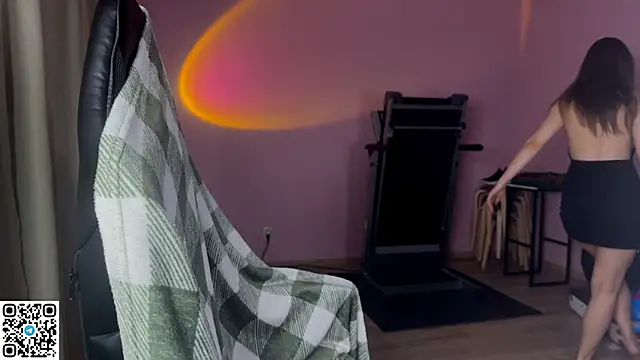 Ameliia castro online show from 11/09/25, 04:00