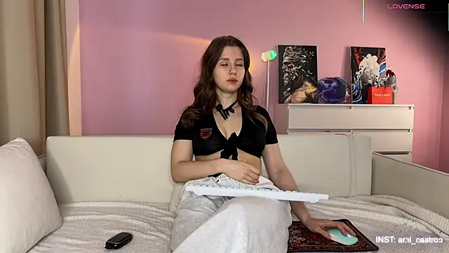 Ameliia castro online show from 03/24/26, 04:12