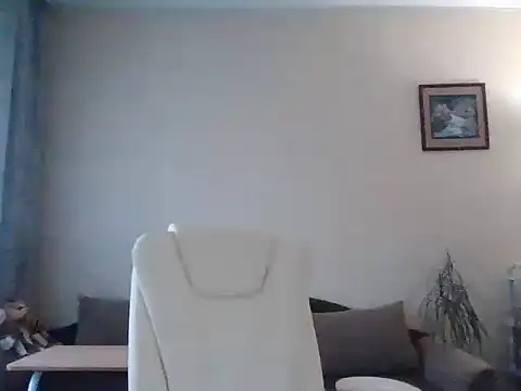 SofiyaPetrova online show from 11/04/25, 12:42