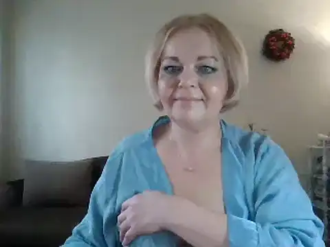 Snapshot of SofiyaPetrova chatting on 03/10/25, 03:30 SofiyaPetrova online show from 03/10/25, 03:30