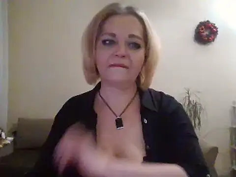 Snapshot of SofiyaPetrova chatting on 02/22/25, 03:58 SofiyaPetrova online show from 02/22/25, 03:58