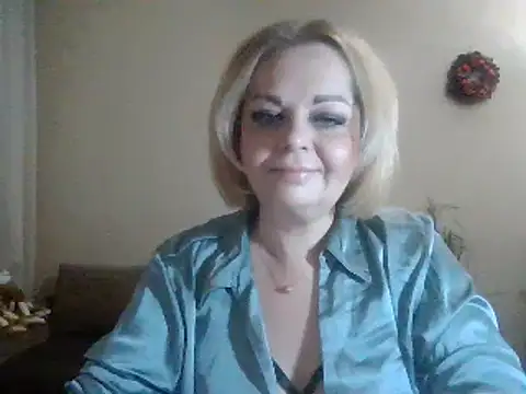Snapshot of SofiyaPetrova chatting on 02/11/25, 04:13 SofiyaPetrova online show from 02/11/25, 04:13