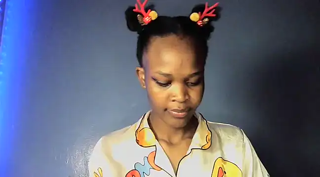 Snapshot of cyberbunnie chatting on 01/09/25, 02:54 cyberbunnie online show from 01/09/25, 02:54