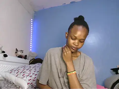 cyberbunnie online show from 11/18/25, 11:46