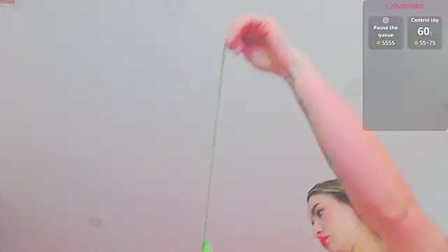 dollface17 online show from 06/10/26, 12:45