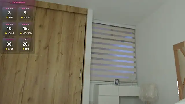 dollface17 online show from 03/21/25, 11:23