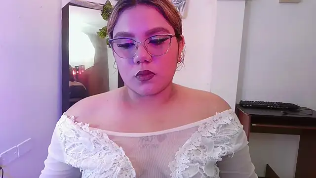 moon sunflower online show from 06/02/26, 07:58