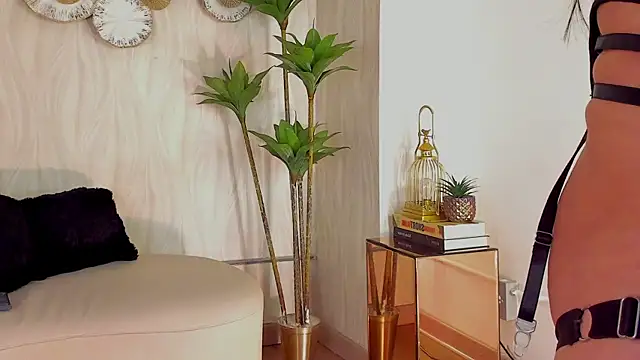 Snapshot of Charlotte__08 chatting on 02/12/26, 03:28 Charlotte 08 online show from 02/12/26, 03:28