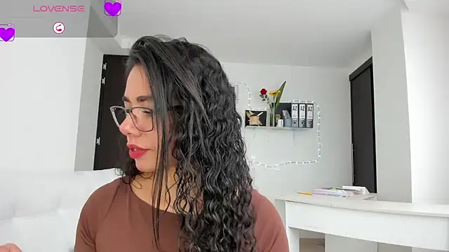 Snapshot of susana_monroy chatting on 02/24/26, 06:20 susana monroy online show from 02/24/26, 06:20