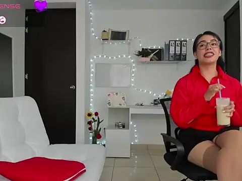 Snapshot of susana_monroy chatting on 04/13/26, 07:29 susana monroy online show from 04/13/26, 07:29