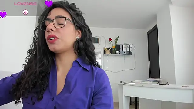 Snapshot of susana_monroy chatting on 03/14/26, 06:36 susana monroy online show from 03/14/26, 06:36