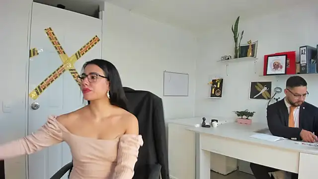 susana monroy online show from 12/16/25, 12:09