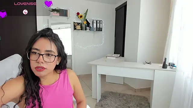 Snapshot of susana_monroy chatting on 03/21/26, 07:18 susana monroy online show from 03/21/26, 07:18