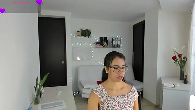 Snapshot of susana_monroy chatting on 06/04/26, 06:56 susana monroy online show from 06/04/26, 06:56
