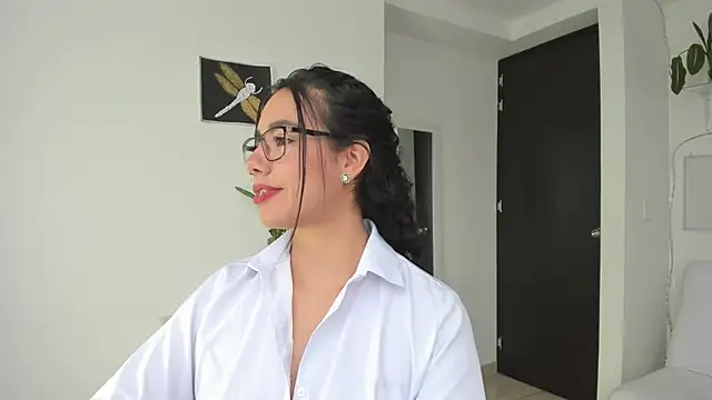 Snapshot of susana_monroy chatting on 07/19/26, 07:43 susana monroy online show from 07/19/26, 07:43