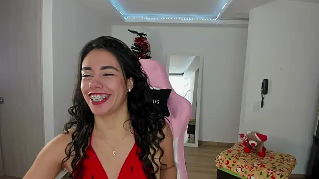 susana monroy online show from 12/25/24, 09:11
