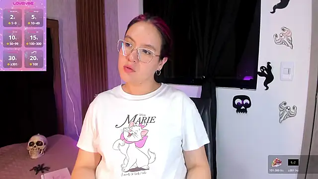 sweet--emily online show from 10/31/25, 03:47