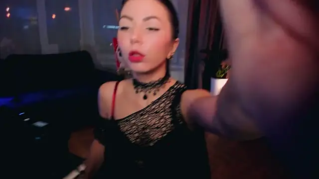 Love Lines online show from 05/01/26, 12:37