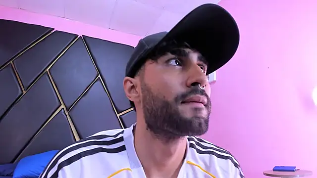 MilanZaire online show from 11/15/25, 12:58