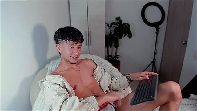 dimitri targaryen online show from 01/06/25, 07:31