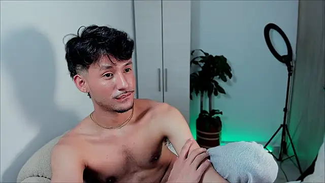 dimitri targaryen online show from 01/22/25, 07:14