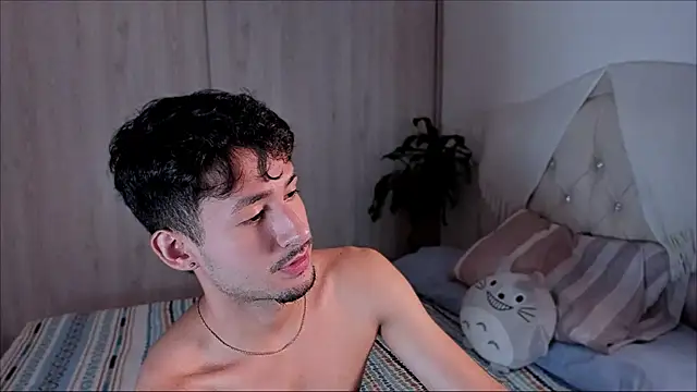 dimitri targaryen online show from 10/09/25, 09:59