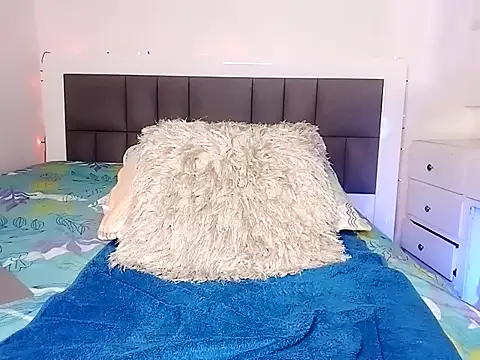 nicolaskan online show from 10/24/25, 12:26