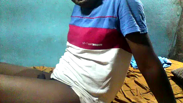 Snapshot of little__joy chatting on 03/06/26, 01:00 little joy online show from 03/06/26, 01:00