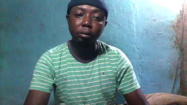 Snapshot of little__joy chatting on 03/08/26, 08:23 little joy online show from 03/08/26, 08:23