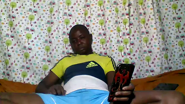 Snapshot of little__joy chatting on 02/20/26, 07:32 little joy online show from 02/20/26, 07:32