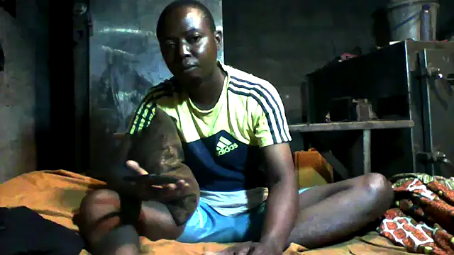 Snapshot of little__joy chatting on 02/11/26, 08:20 little joy online show from 02/11/26, 08:20