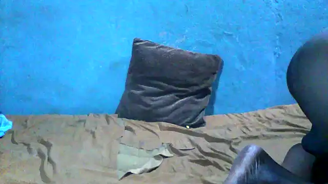 Snapshot of little__joy chatting on 03/26/26, 01:48 little joy online show from 03/26/26, 01:48