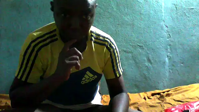 Snapshot of little__joy chatting on 04/02/26, 02:46 little joy online show from 04/02/26, 02:46