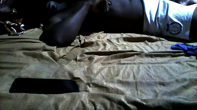 Snapshot of little__joy chatting on 04/19/26, 08:48 little joy online show from 04/19/26, 08:48